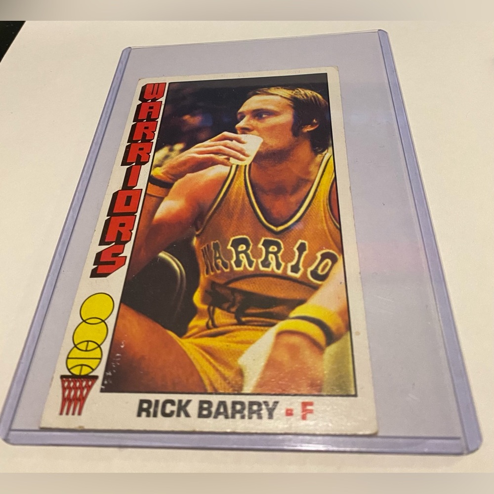 Rick Barry 1976 Topps Basketball Card # 50 Golden State Warriors Vintage